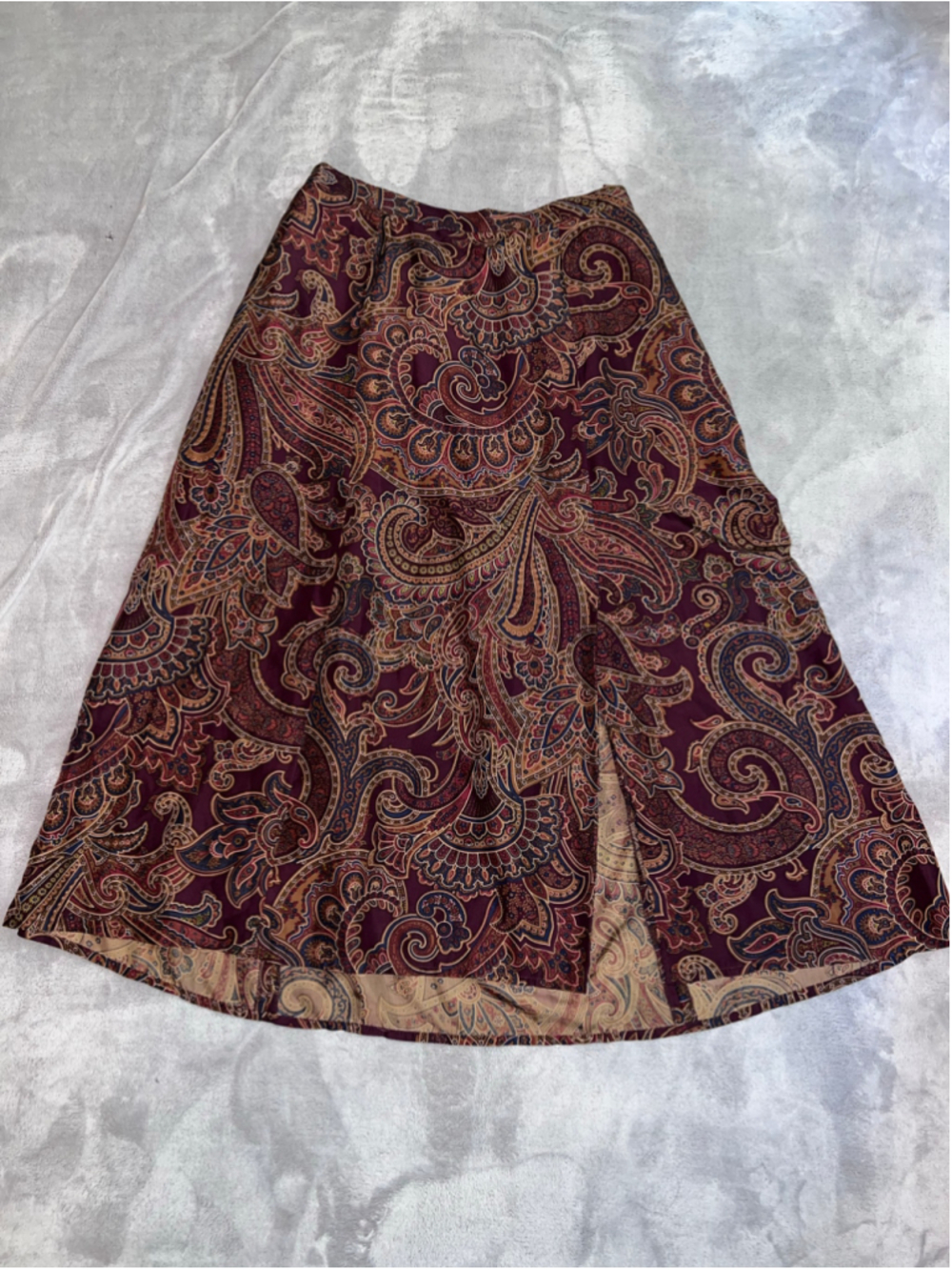 VTG Fall Autumn Silk Skirt Size 16 Burgundy Paisley
